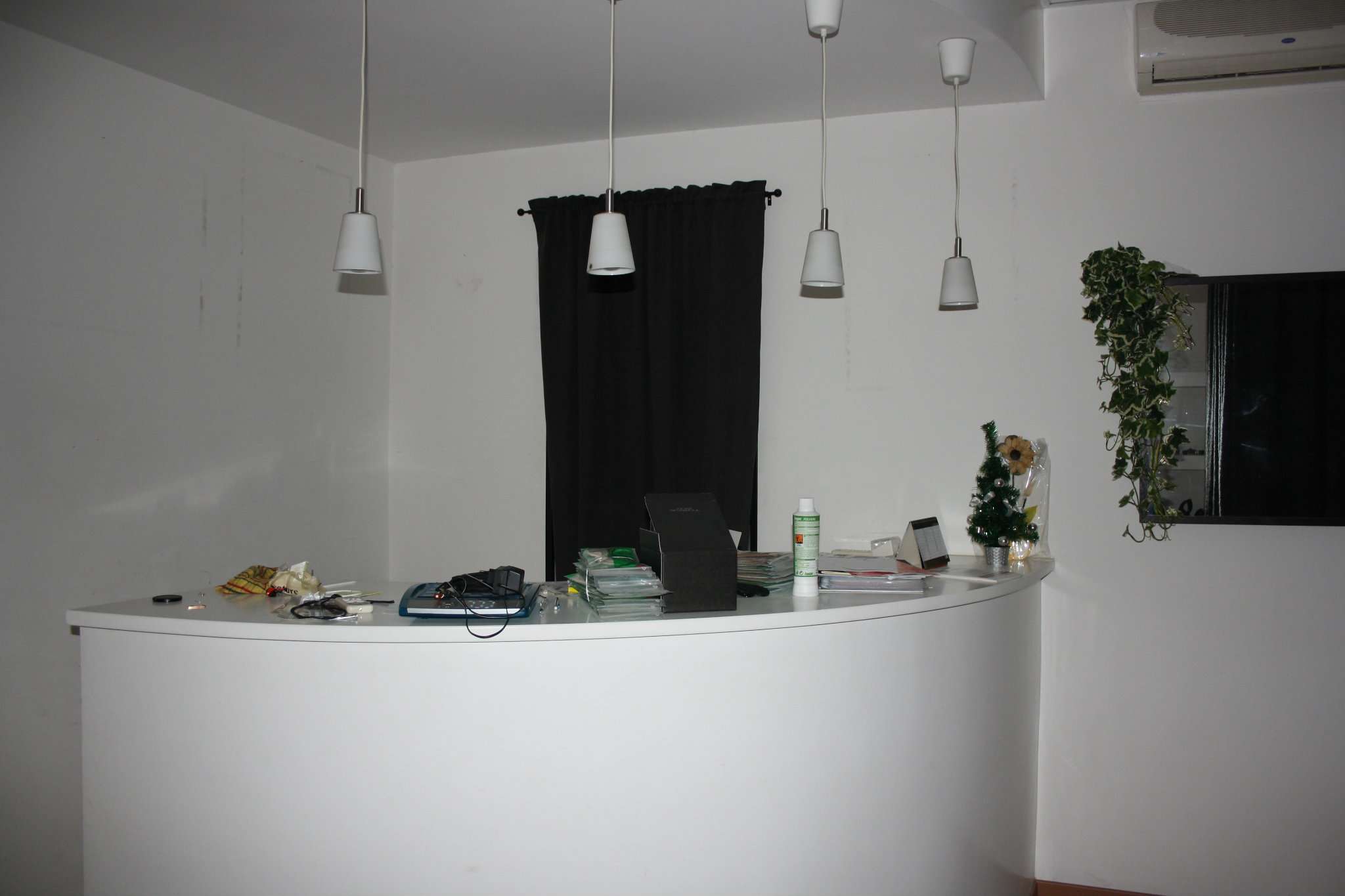Negozio - Loc.Com. ROMA vendita  FALCOGNANA zaccaria betti Rv immobiliare
