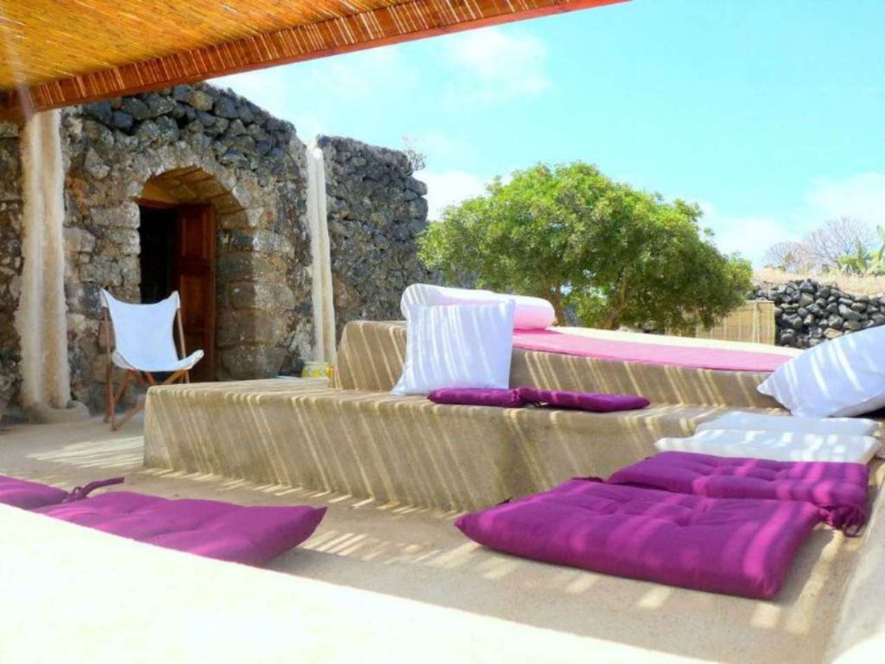Cerco casa pantelleria. cerco a pantelleria villa in vendita ... Pergolati con cannizzi