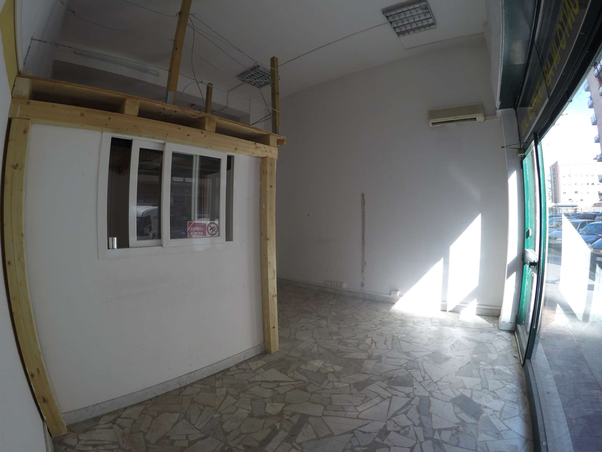 Negozio - Loc.Com. ROMA affitto  TUSCOLANO (VI MUN.) Marco Celio Rufo CLODIACASE servizi immobiliari