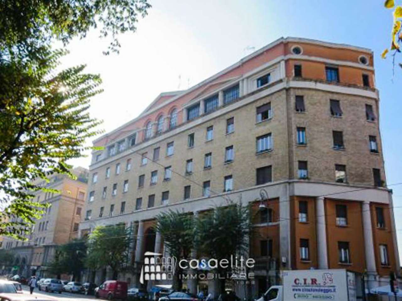 Negozio - Loc.Com. ROMA vendita  TRASTEVERE  Via Marmorata CasaElite Roma Immobiliare
