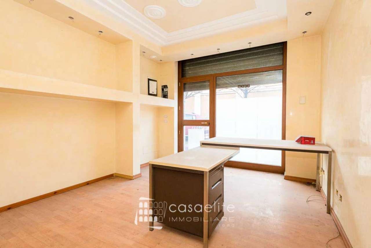Negozio - Loc.Com. ROMA vendita  PRENESTINO - CENTOCELLE  Via Filippo Smaldone CasaElite Roma Immobiliare