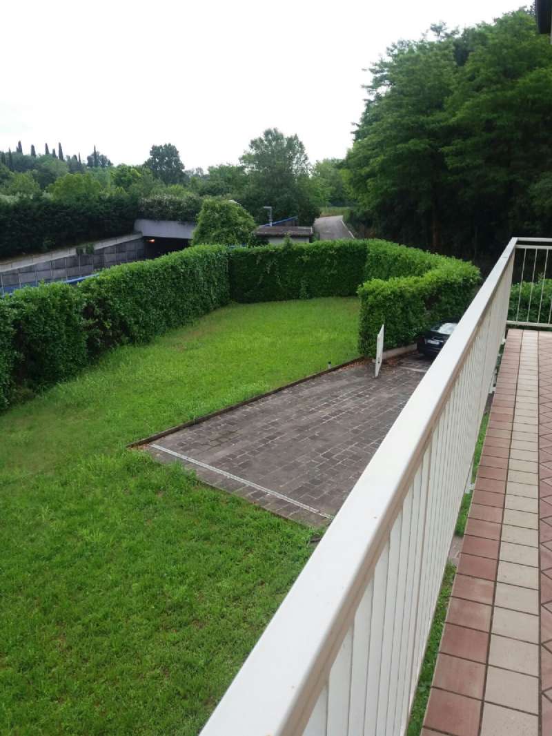 Villa Trifamiliare DESENZANO DEL GARDA vendita    Immobiliare Europea