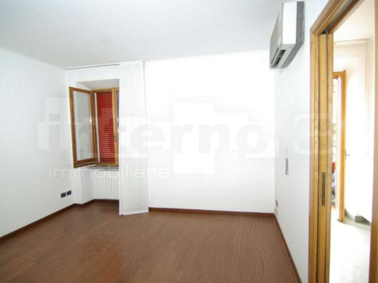 Ufficio - Loc.Com. ROMA vendita  ALESSANDRINO  delle Viole INTERNO 3 SRL