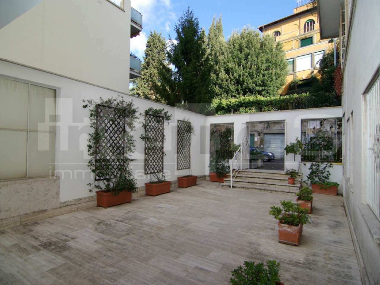  roma affitto quart: parioli  interno 3 srl