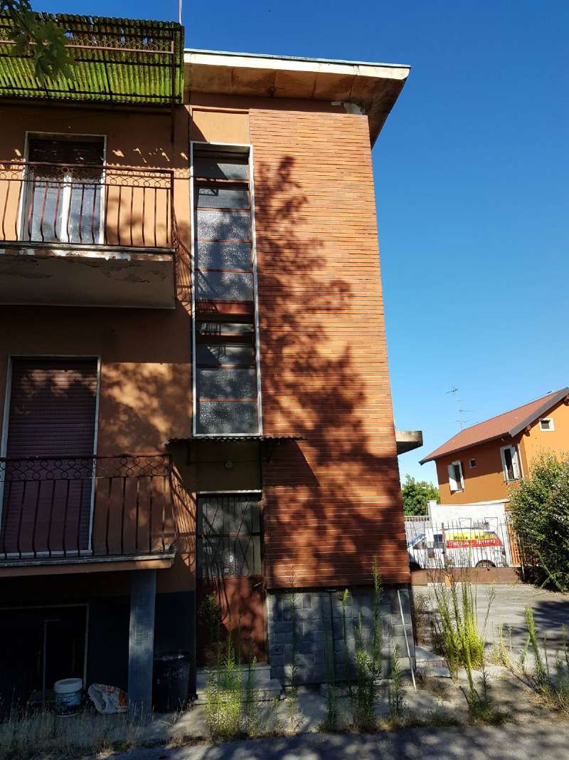 Villa Unifamiliare - Indipendente VIGEVANO vendita   Dei Piopi RealDom Immobiliare