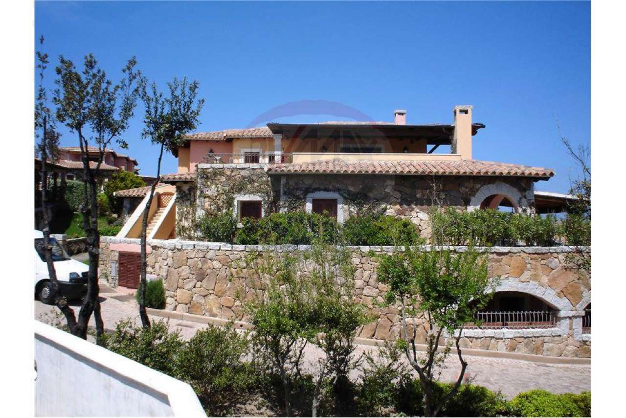  golfo aranci vendita quart:  re/max domine