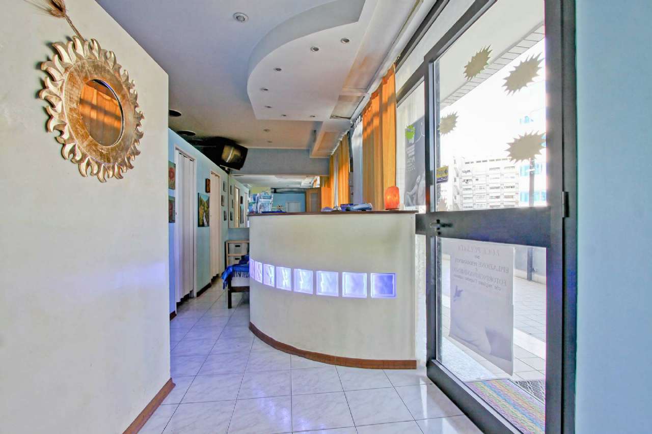 Negozio - Loc.Com. ROMA vendita  ARDEATINO  Renato Cesarini RE/MAX Domine