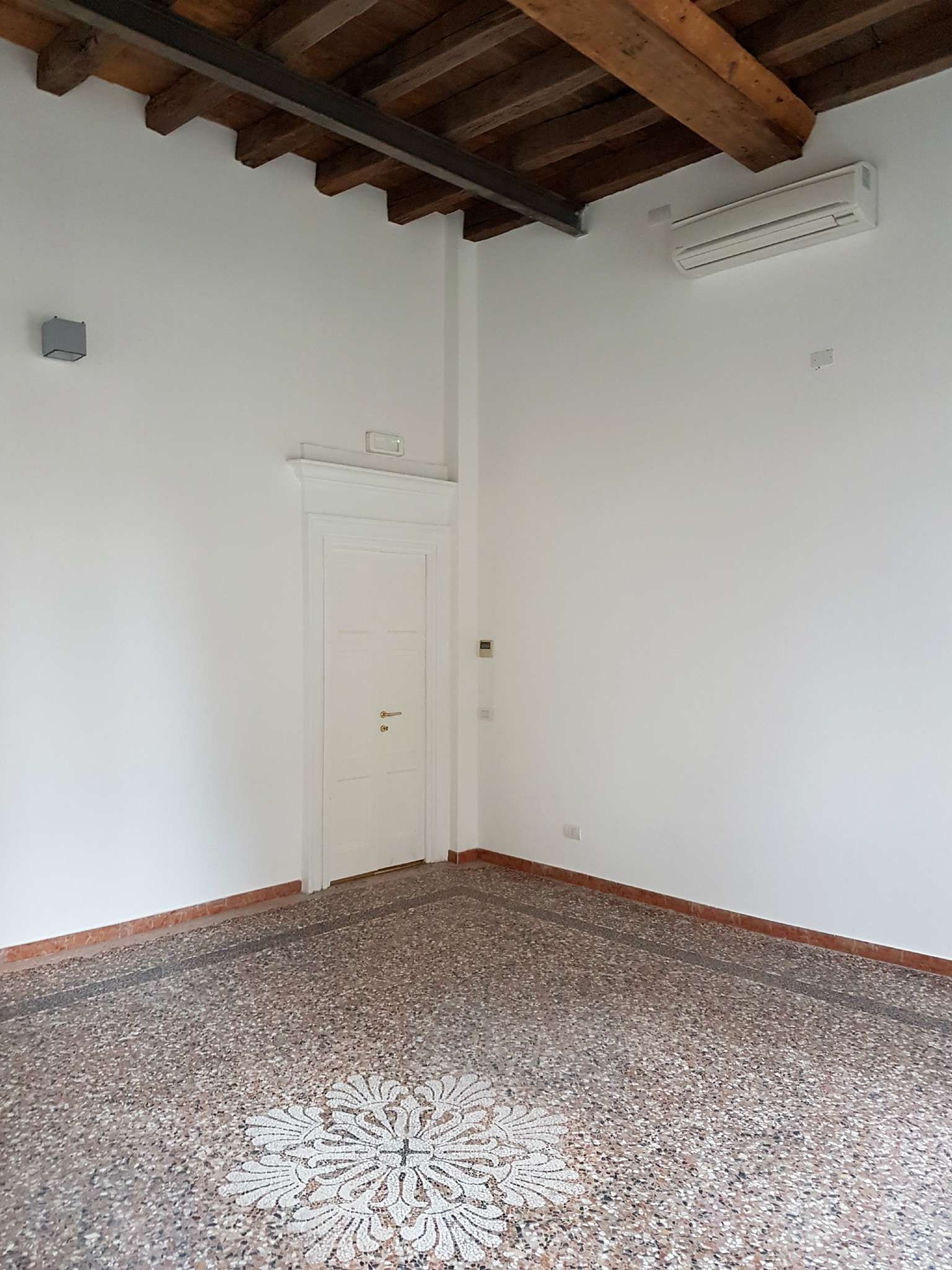 Ufficio - Loc.Com. MILANO affitto  CENTRO STORICO olmetto VALUE PROPERTY S.r.l.s