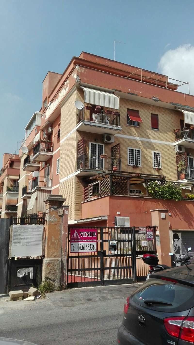 Appartamento ROMA vendita  TORREVECCHIA Via Sant'Igino Papa Punto Immobiliare Pineta Sacchetti