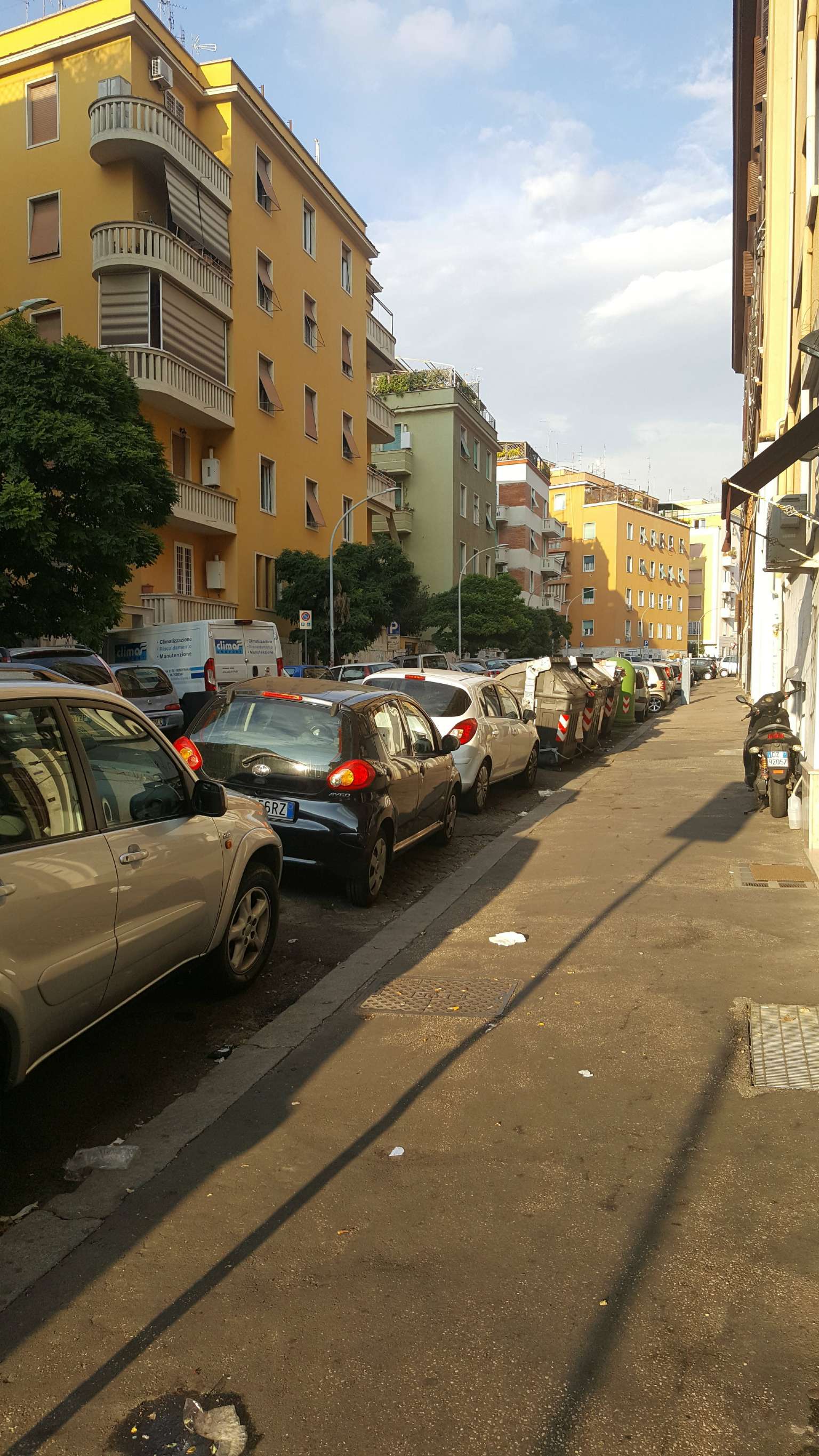 Negozio - Loc.Com. ROMA vendita  APPIA NUOVA Via Pescara GABETTI AGENZIA COLLI ALBANI TUSCOLANA