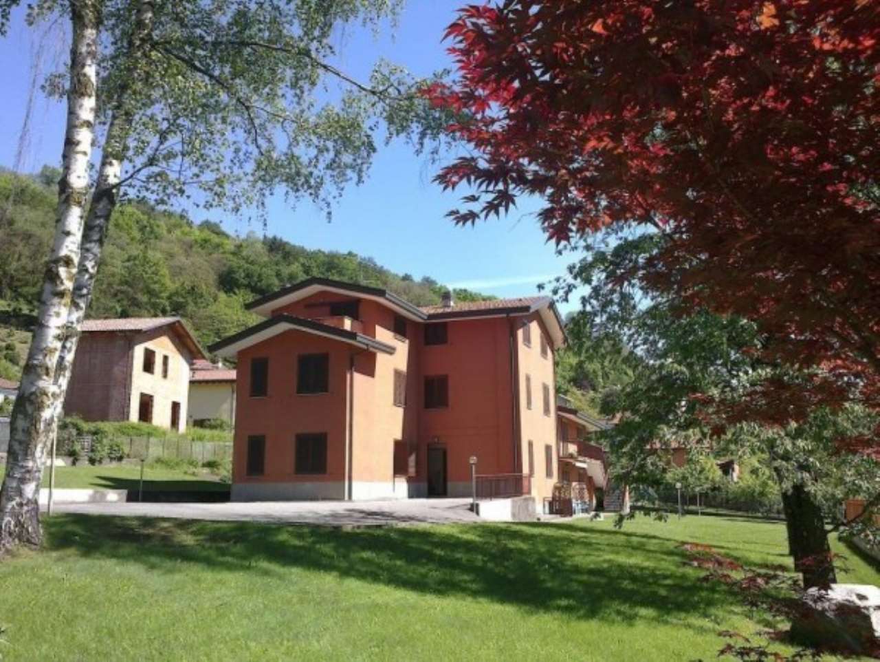  castello cabiaglio vendita quart:  immobiliare euromed gavirate s.a.s