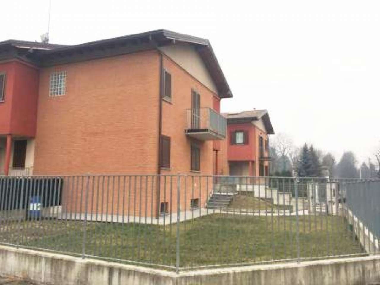 Villa Bifamiliare TURATE vendita    RIKEMAFE IMMOBILIARE SAS