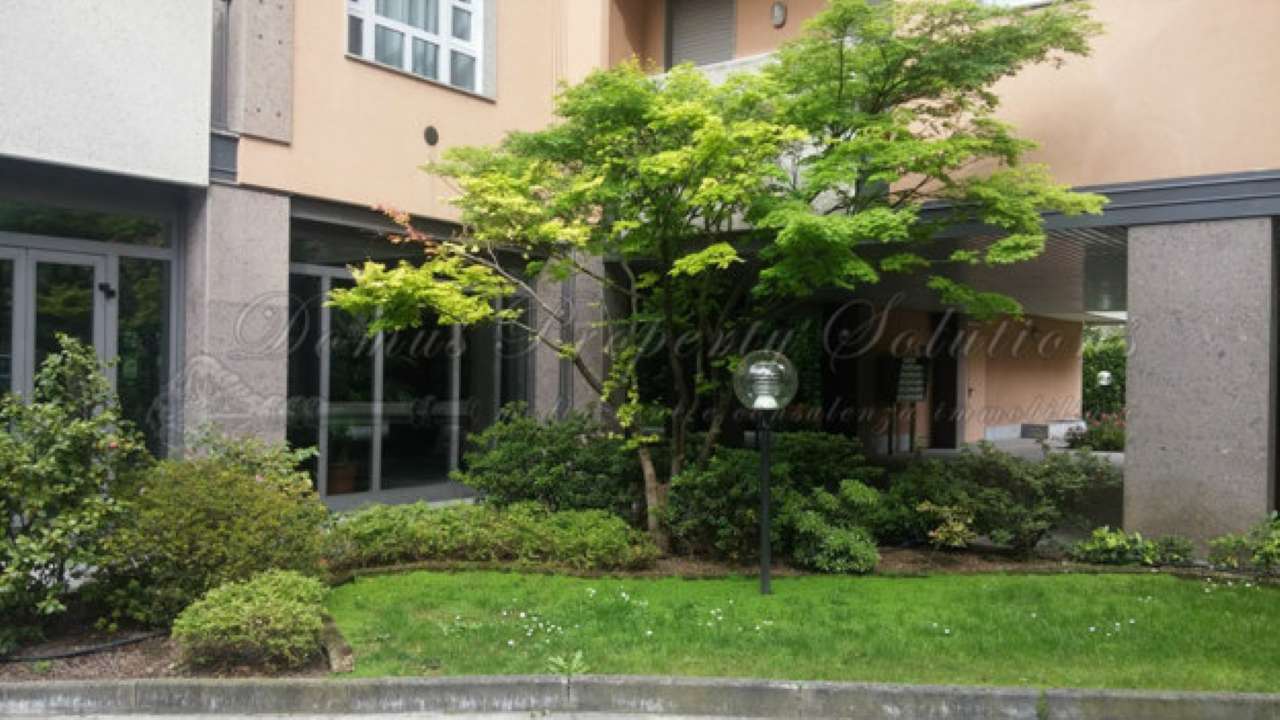 Box auto - Posto auto MILANO affitto  V GIORNATE  DOMUS PROPERTY SOLUTIONS