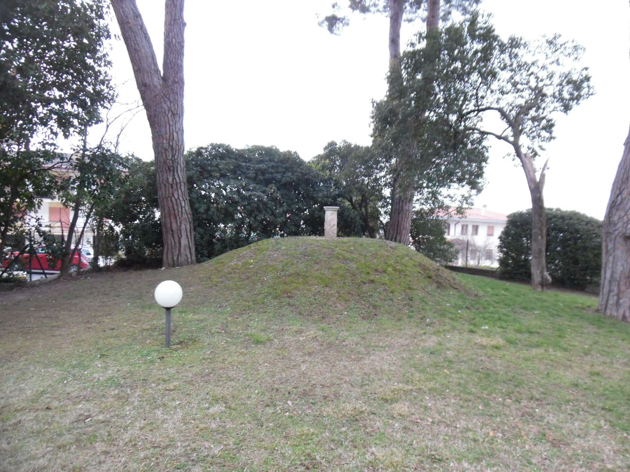 Appartamento COLLE UMBERTO vendita    C'è - Casa