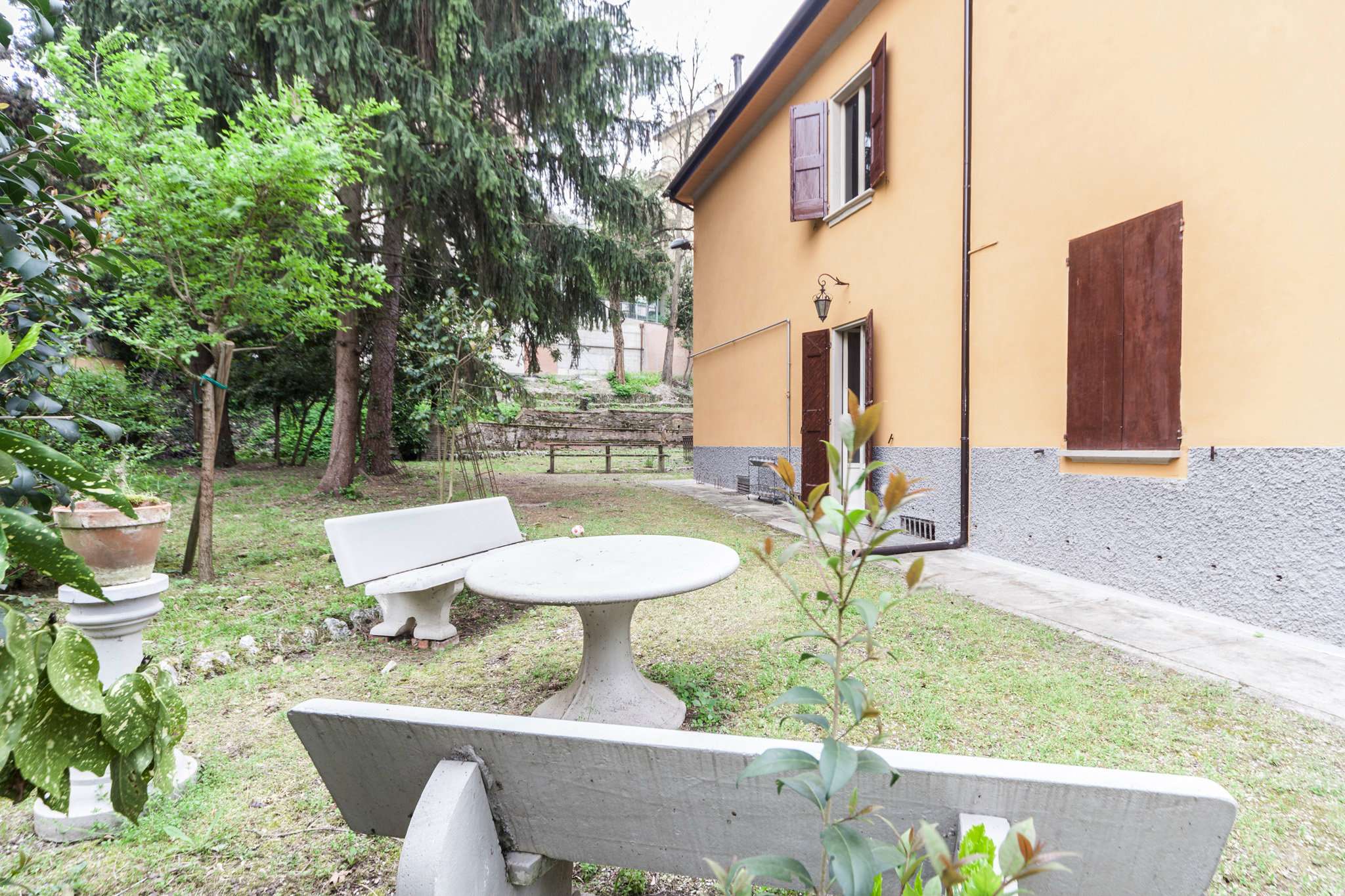 Villa Trifamiliare BOLOGNA vendita  SAN MAMOLO San Mamolo Gabetti Bologna D'Azeglio