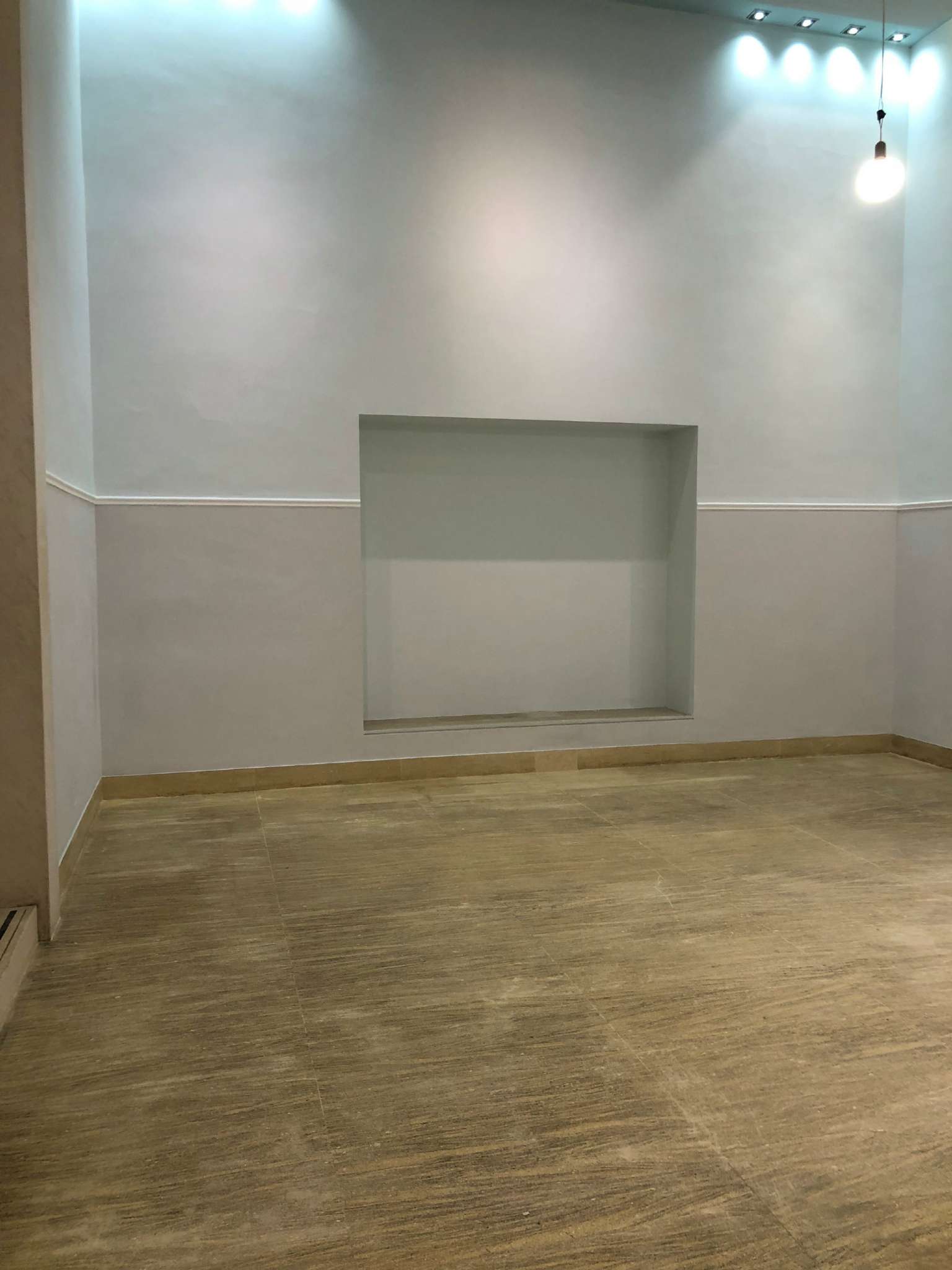 Negozio - Loc.Com. ROMA affitto  Centro storico Monte Citorio Rivam Reale estate