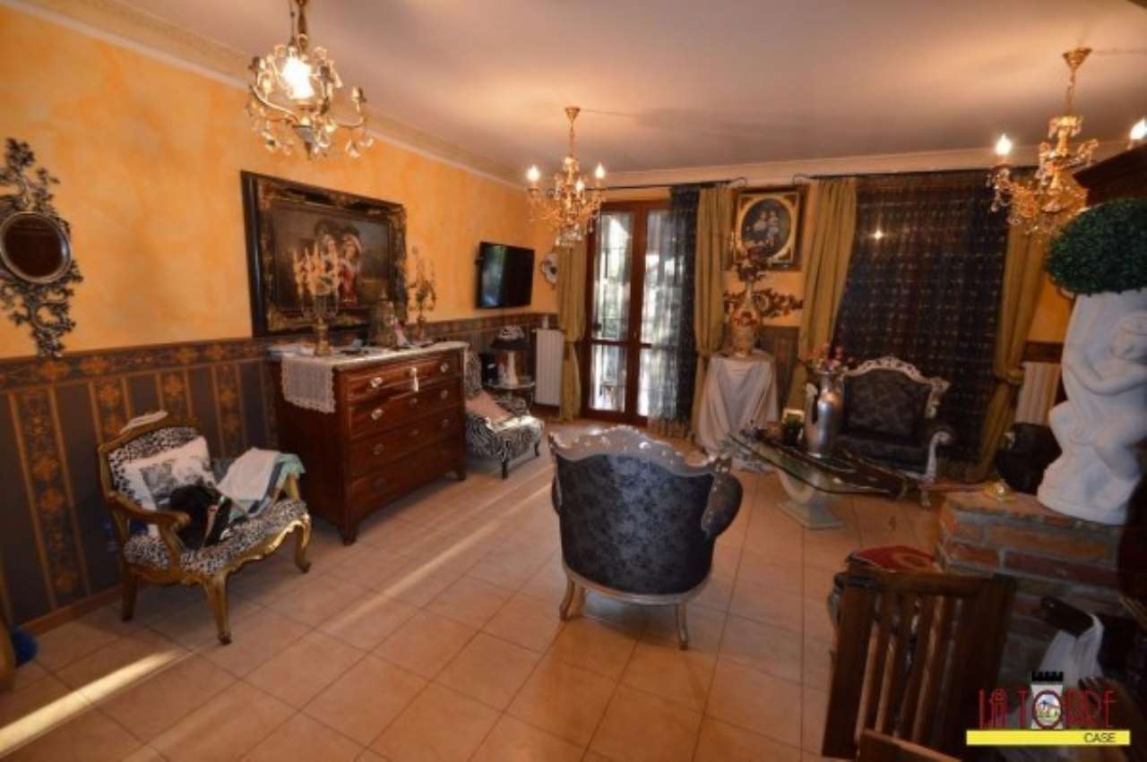 Villa Affiancata - Schiera CASTELCOVATI vendita   Trieste LA TORRE SERVIZI IMMOBILIARI