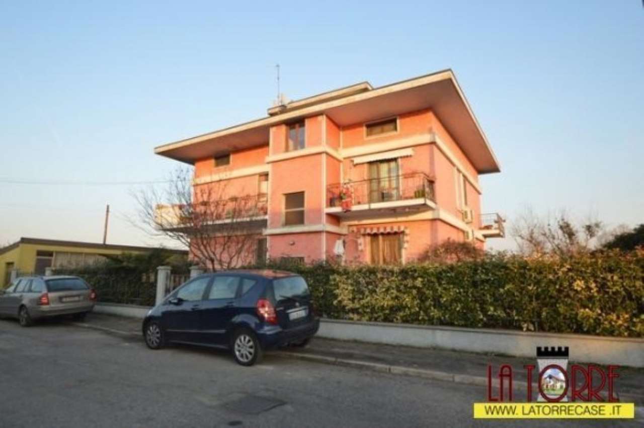  roccafranca vendita quart:  la-torre-servizi-immobiliari