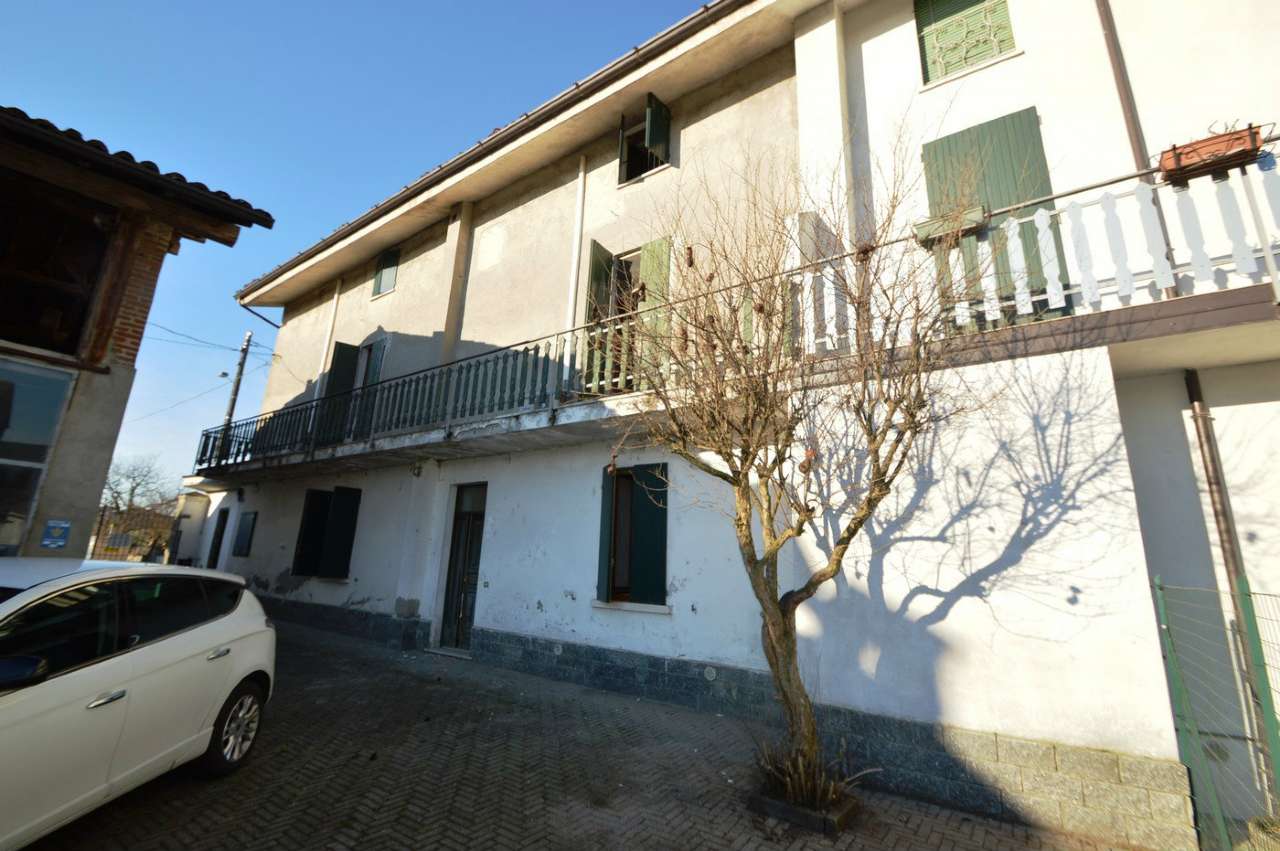 Appartamento CORZANO vendita   Garibaldi LA TORRE SERVIZI IMMOBILIARI