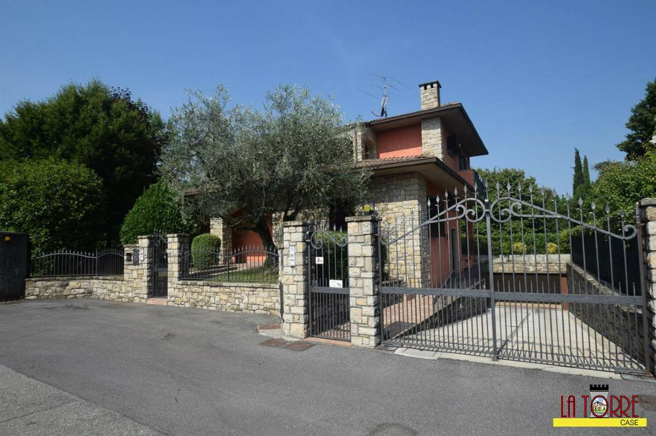 Villa RODENGO SAIANO vendita   I Maggio LA TORRE SERVIZI IMMOBILIARI