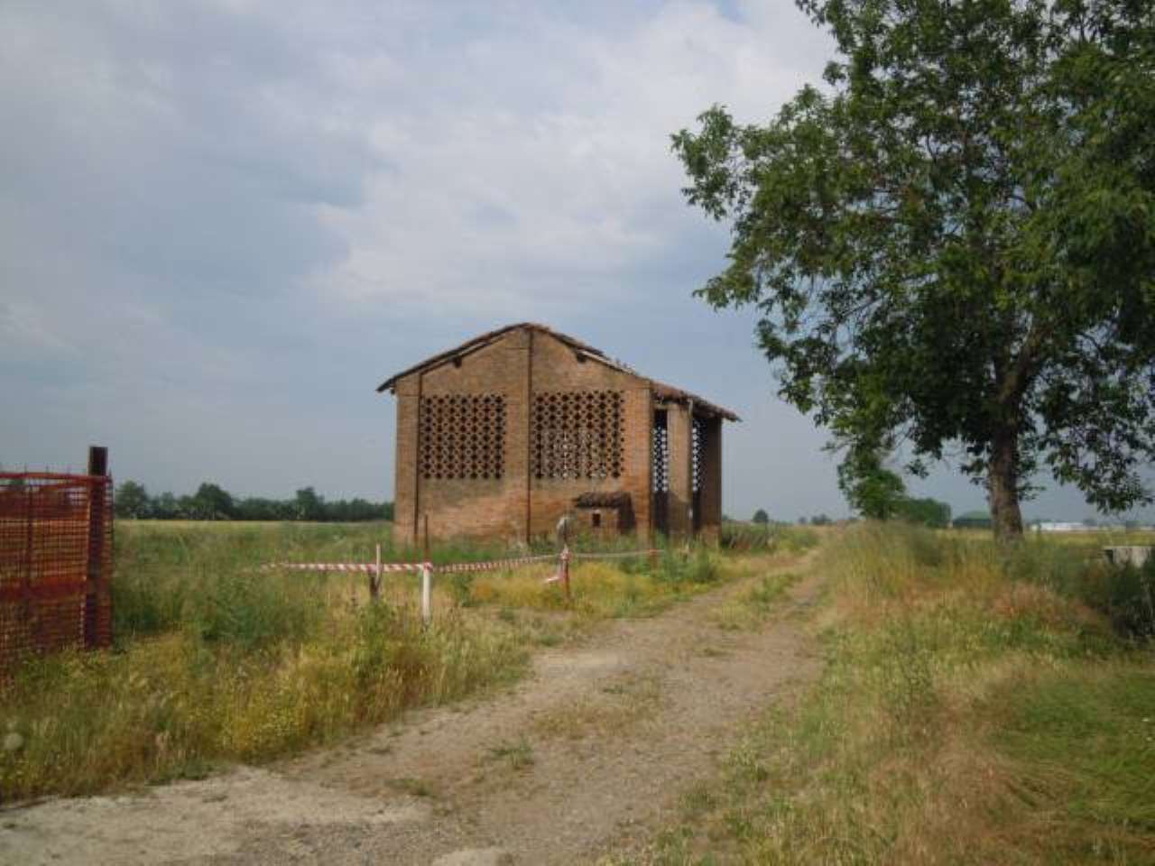 Rustico - Cascina GOSSOLENGO vendita   Località Mangialupo L'Immobiliarista di Castignoli Massimo S.A.S.