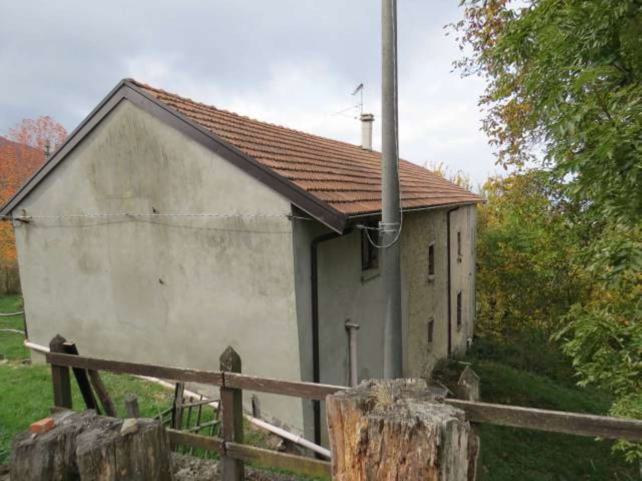 Villa FARINI vendita   Località Boccolo Noce L'Immobiliarista di Castignoli Massimo S.A.S.