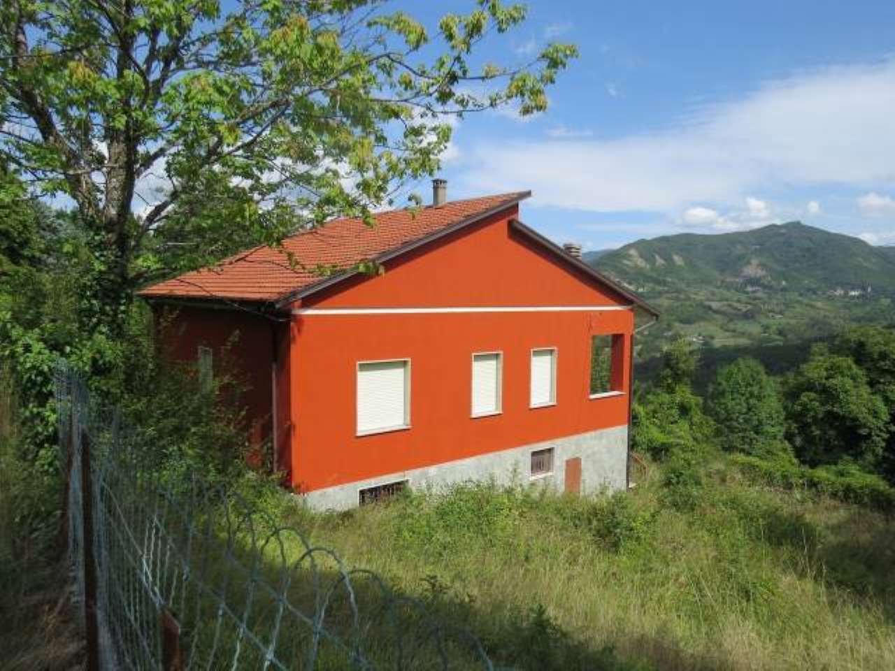 Villa FARINI vendita   Località San Gregorio L'Immobiliarista di Castignoli Massimo S.A.S.