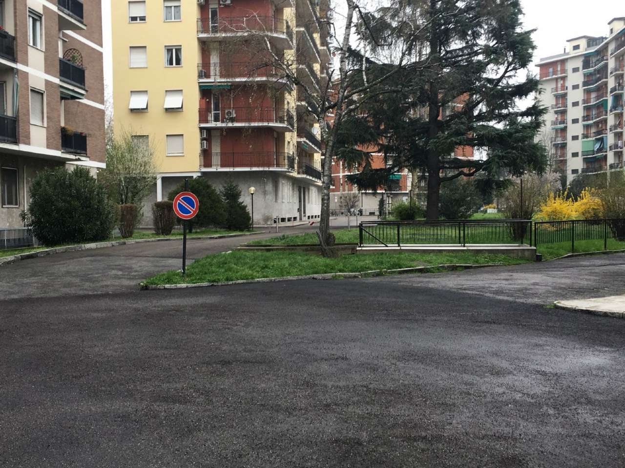 Negozio - Loc.Com. MILANO vendita  INGANNI Zurigo Milano Casa