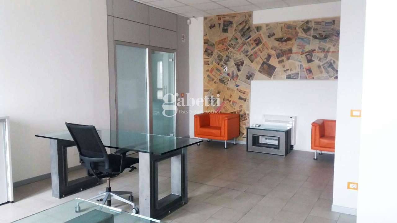 Ufficio - Loc.Com. BOLOGNA vendita  SAN VITALE  Dell'Industria Gabetti Bologna Mazzini