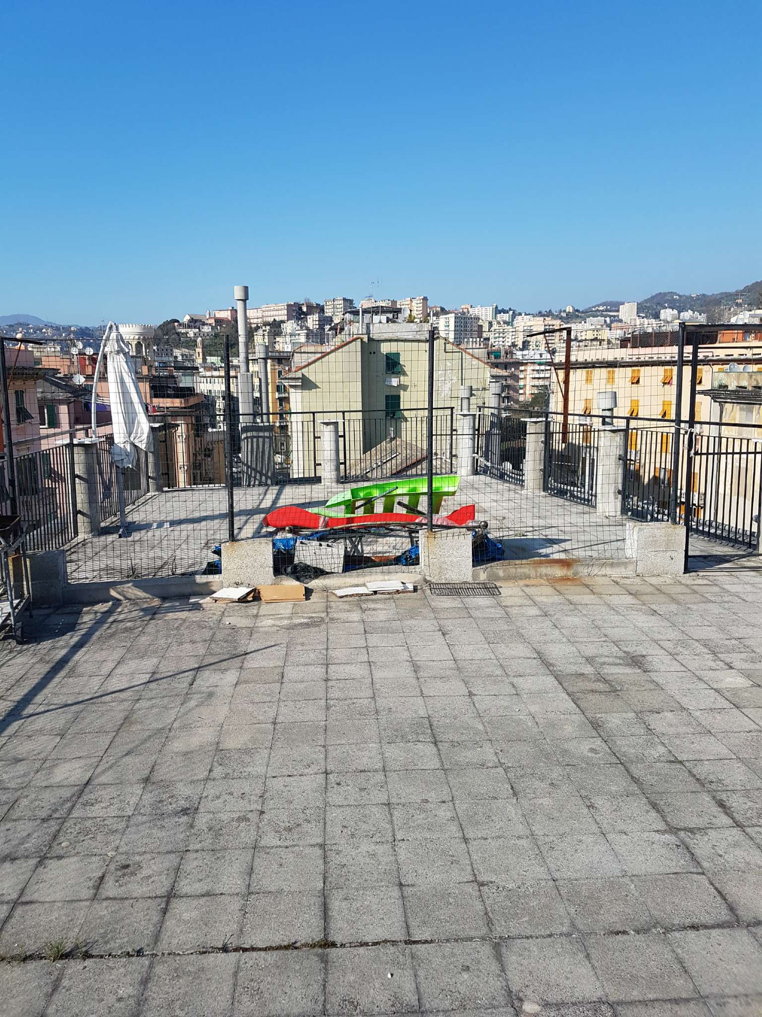  genova vendita quart: certosa nuova oregina sas