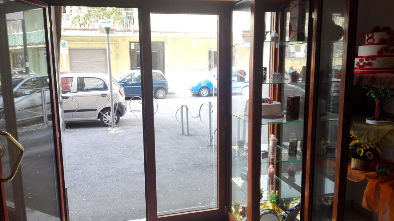 Negozio - Loc.Com. NAPOLI vendita  SOCCAVO Botticelli Elireimmobiliare