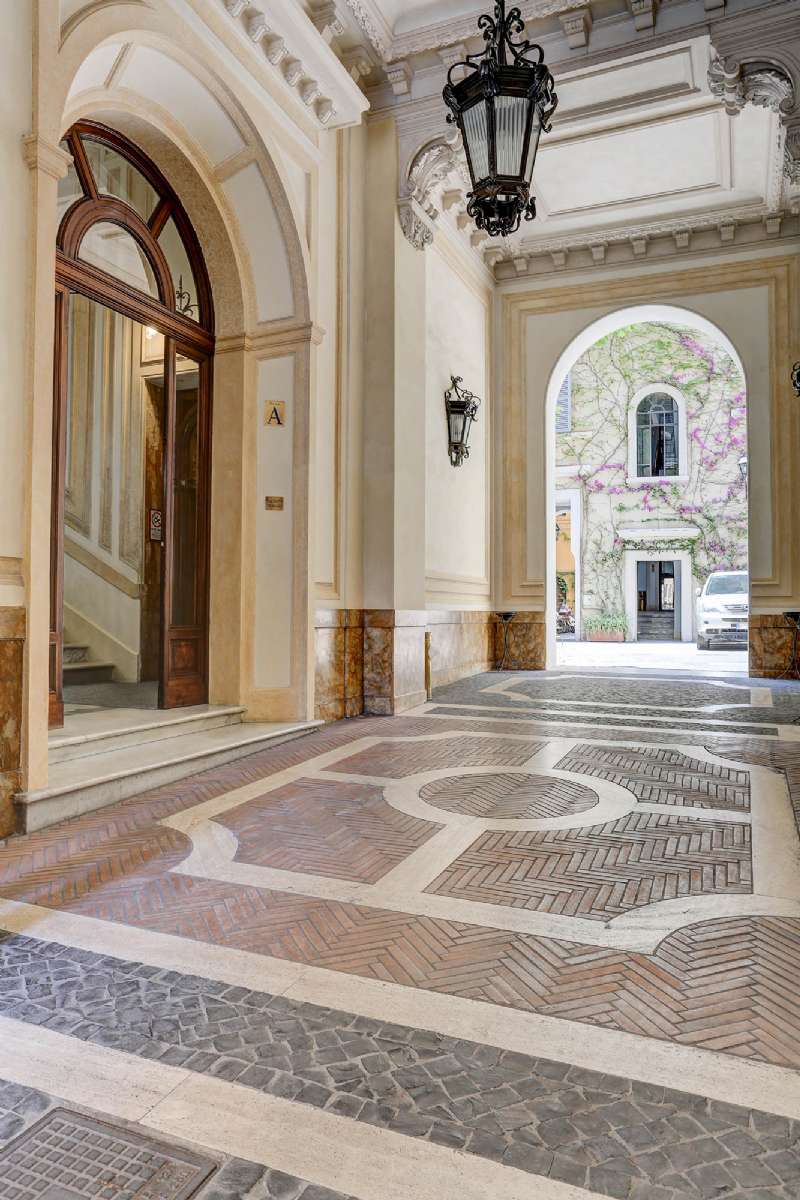 Ufficio - Loc.Com. ROMA affitto  Centro storico Colonna Alessandro Vitale