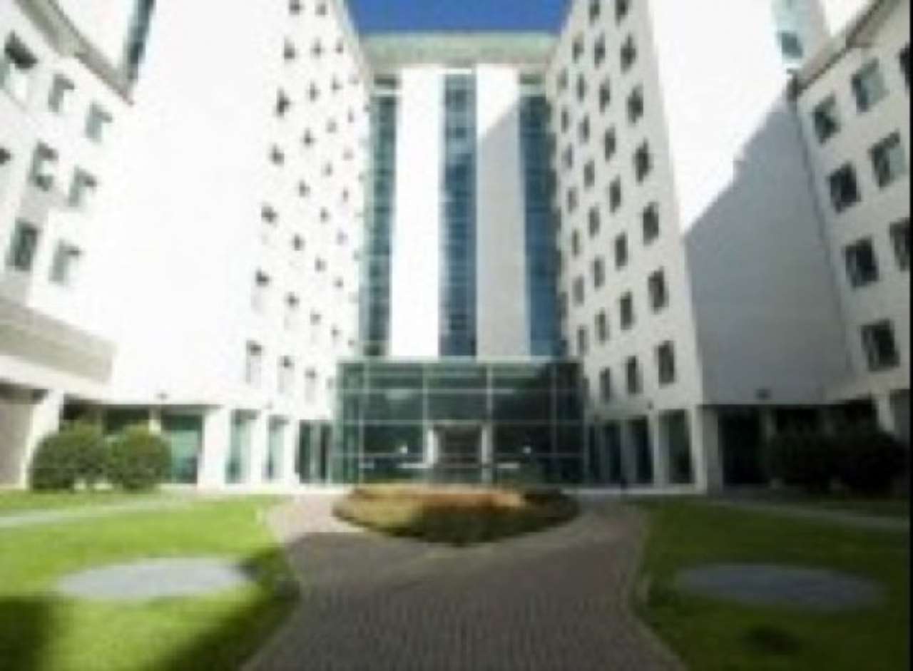  milano affitto quart: centrale giordano-immobiliare-sas