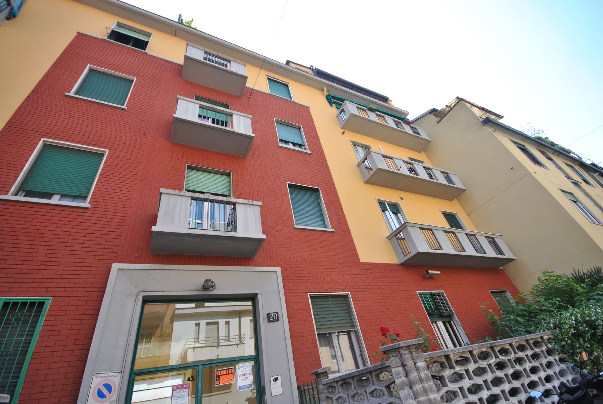 Box auto - Posto auto MILANO affitto    SUBITO CASA S.R.L.