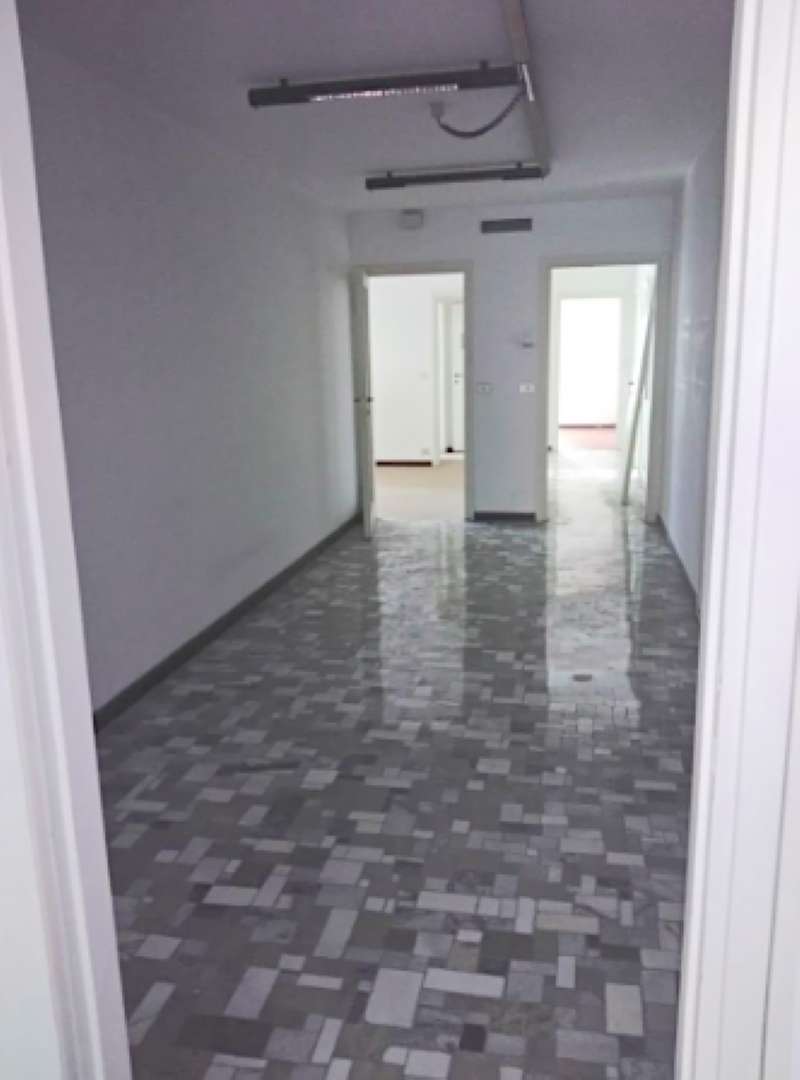 Appartamento MILANO affitto   Pascoli SUBITO CASA S.R.L.