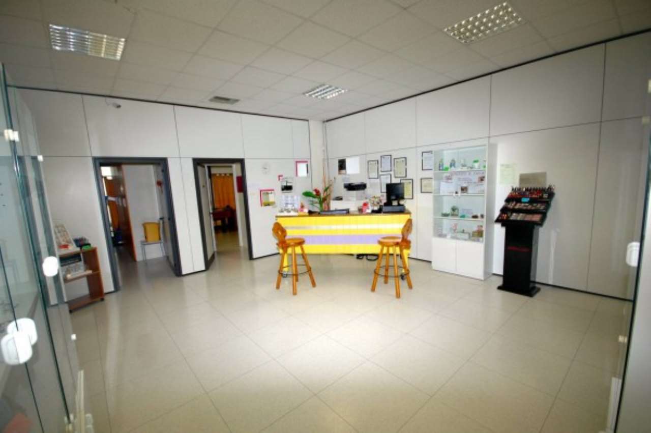 Negozio - Loc.Com. CUNEO vendita    SERENO IMMOBIL CASE