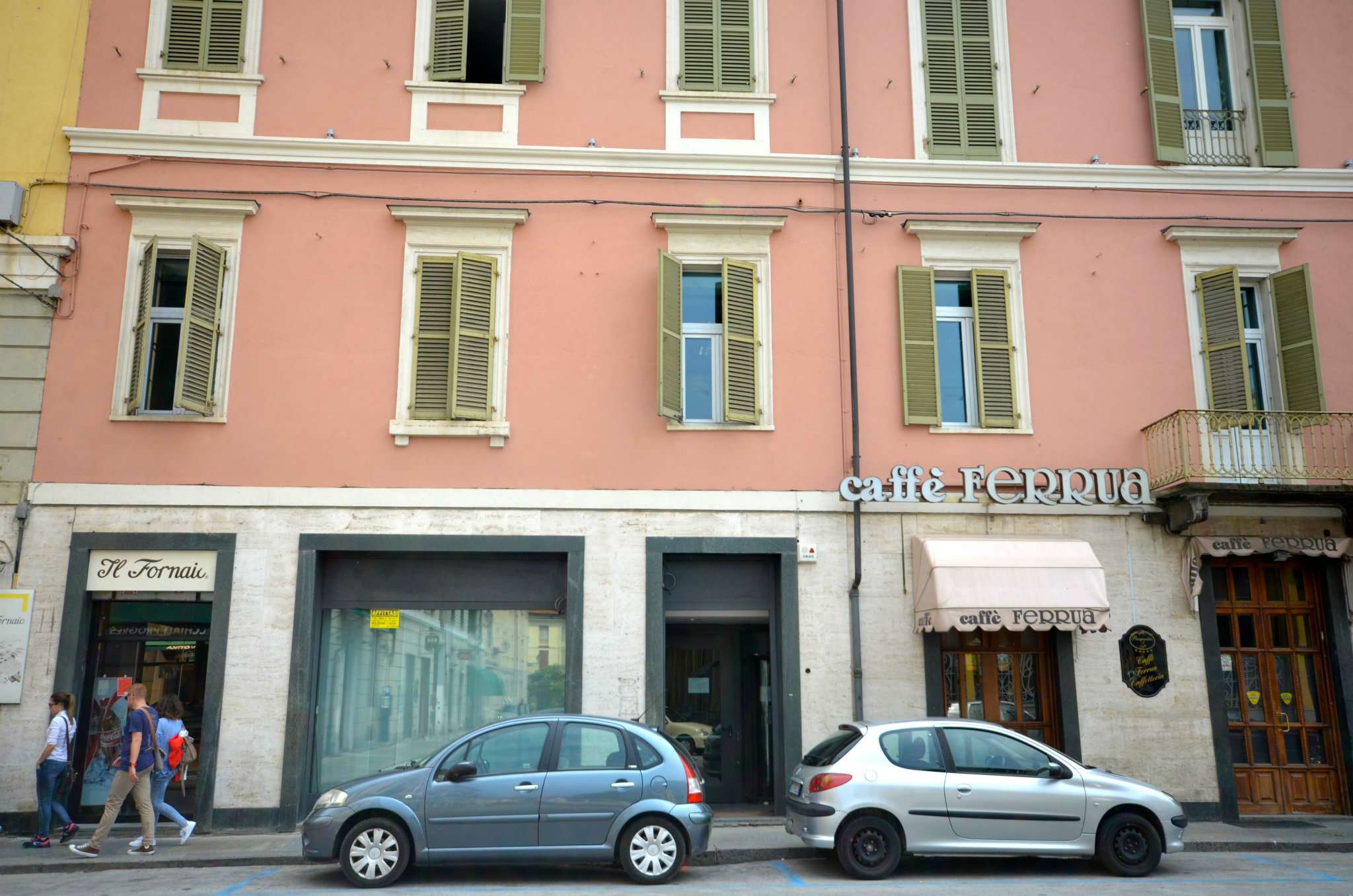 Negozio - Loc.Com. CUNEO affitto   carlo pascal SERENO IMMOBIL CASE