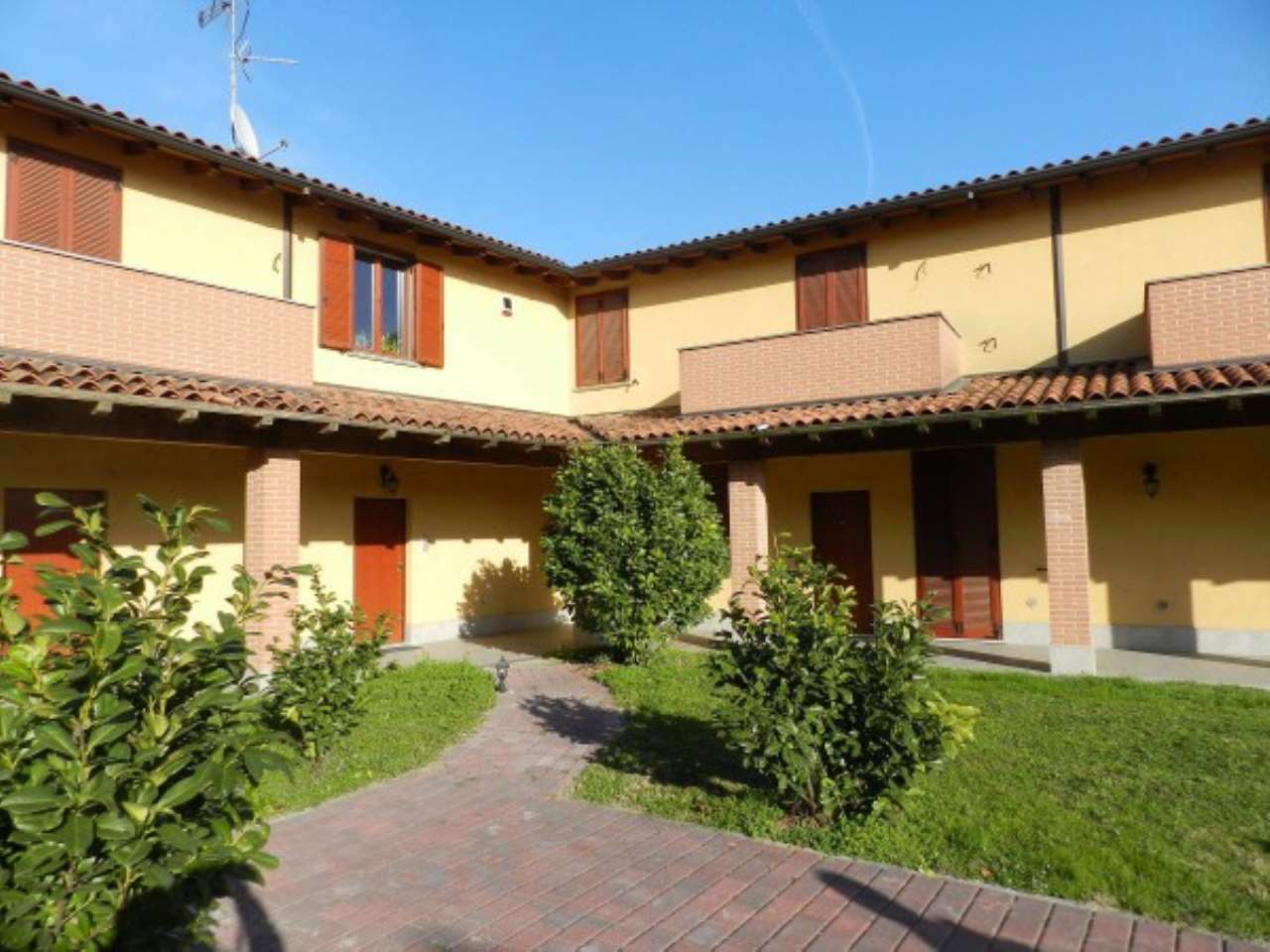  san martino siccomario vendita quart:  hg immobiliare srl