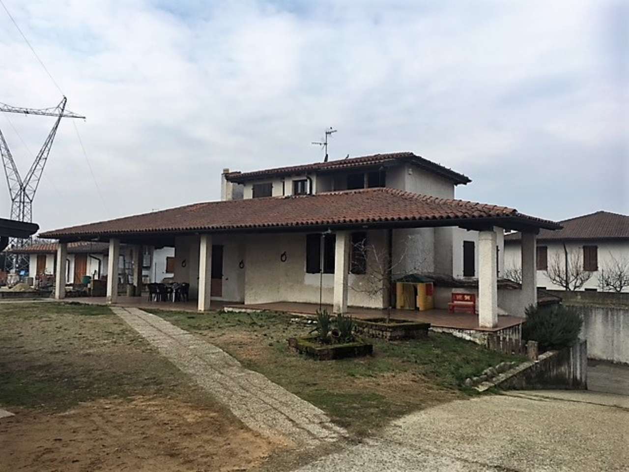 Villa TRIVOLZIO vendita    HG IMMOBILIARE SRL