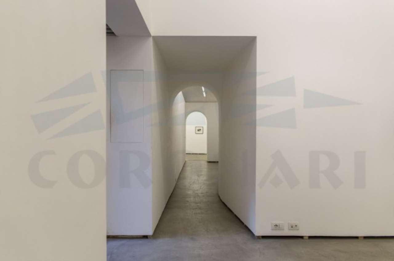 Negozio - Loc.Com. ROMA affitto  Centro storico di Montevecchio STUDIO IMMOBILIARE CORONARI SRL