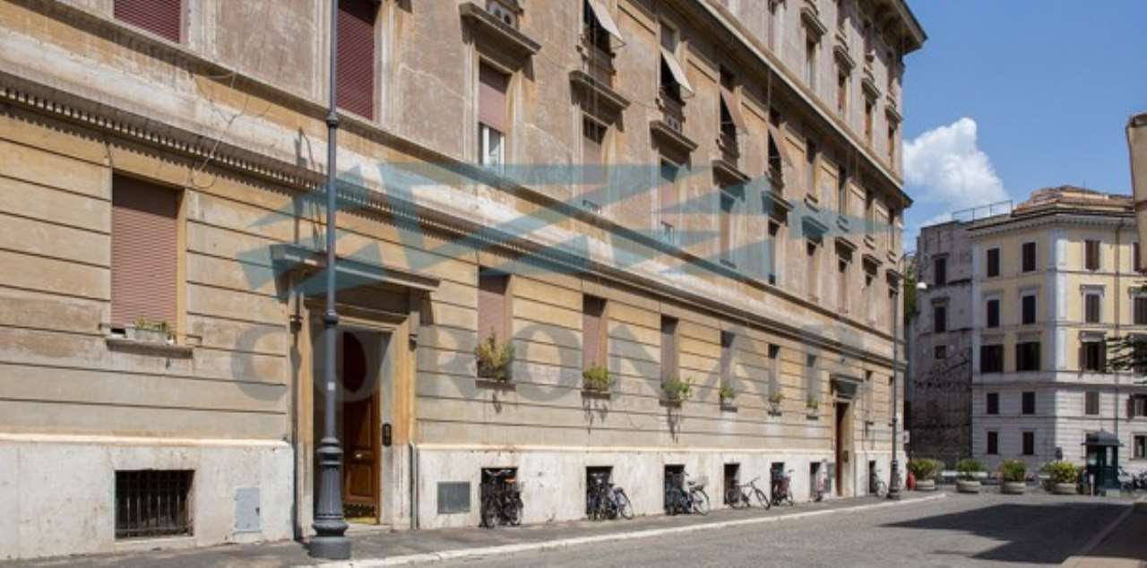 Appartamento ROMA vendita  Centro storico Catalana STUDIO IMMOBILIARE CORONARI SRL