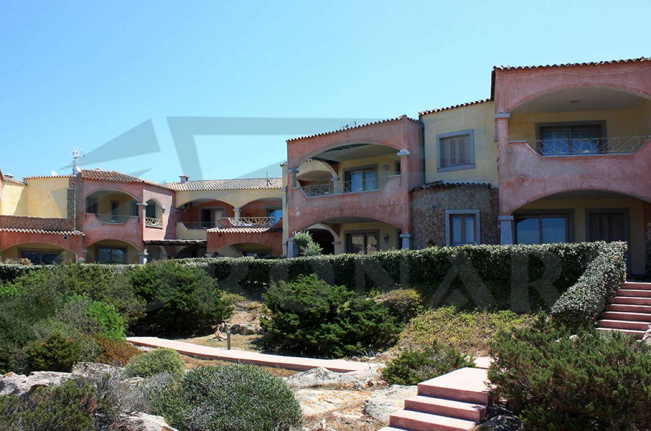 Appartamento LA MADDALENA vendita   Località Punta Tegge STUDIO IMMOBILIARE CORONARI SRL