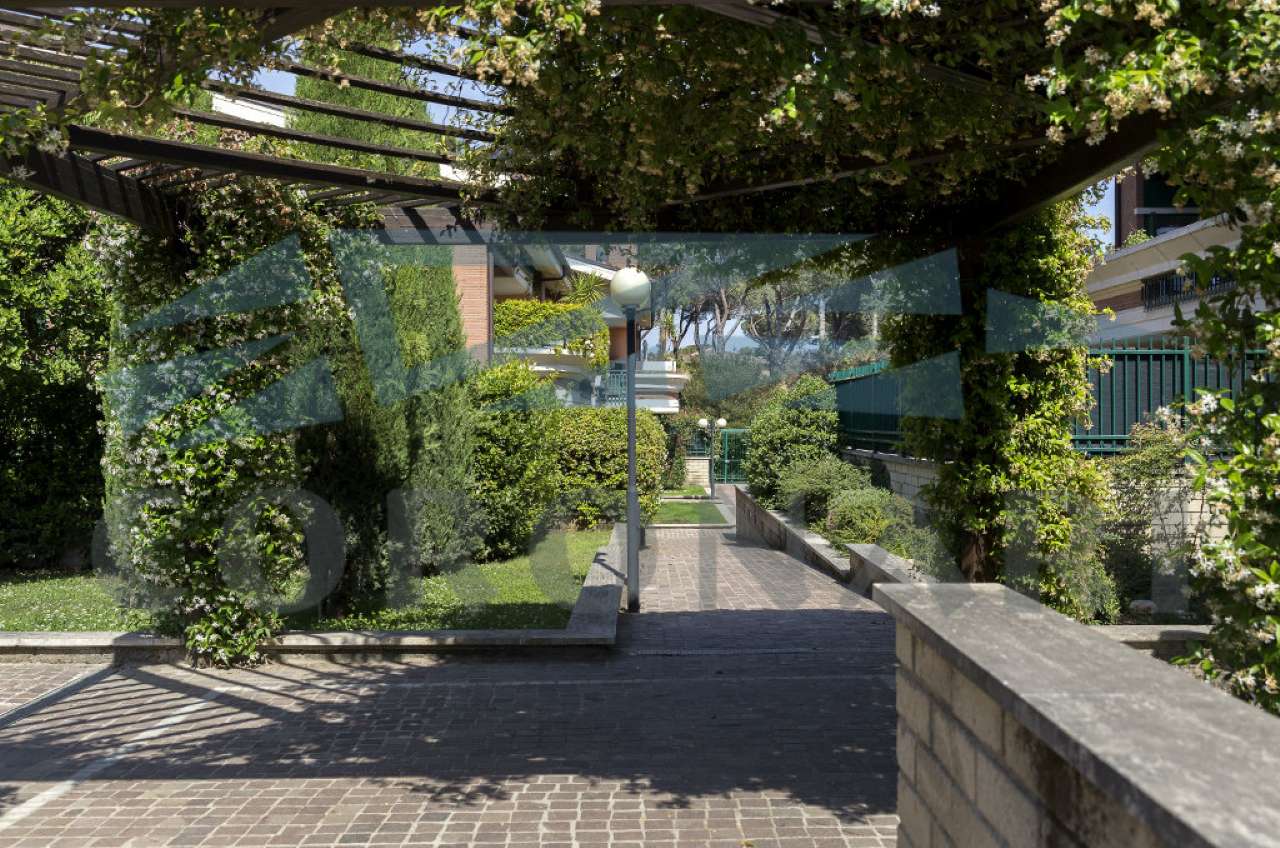 Appartamento ROMA vendita  FLEMING Quarto Peperino STUDIO IMMOBILIARE CORONARI SRL
