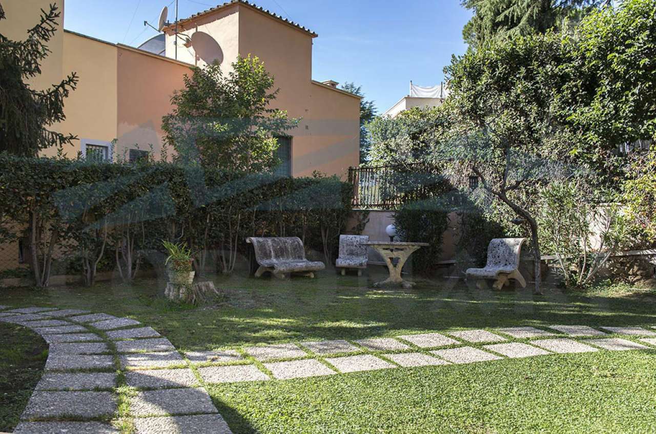 Villa ROMA vendita  Cassia flaminia Italo Panattoni STUDIO IMMOBILIARE CORONARI SRL