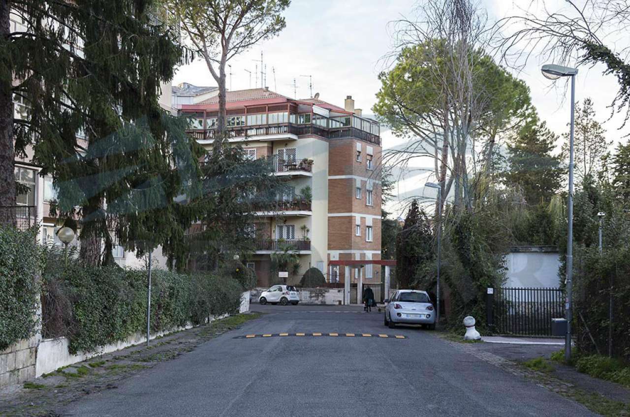 Appartamento ROMA vendita  Cassia flaminia Chianciano STUDIO IMMOBILIARE CORONARI SRL