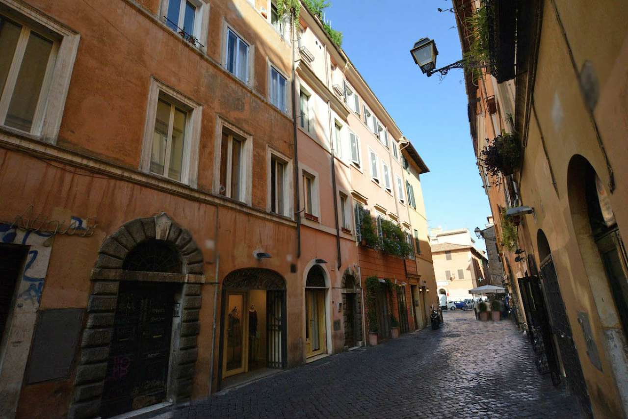  roma vendita quart: trastevere  studio immobiliare coronari srl