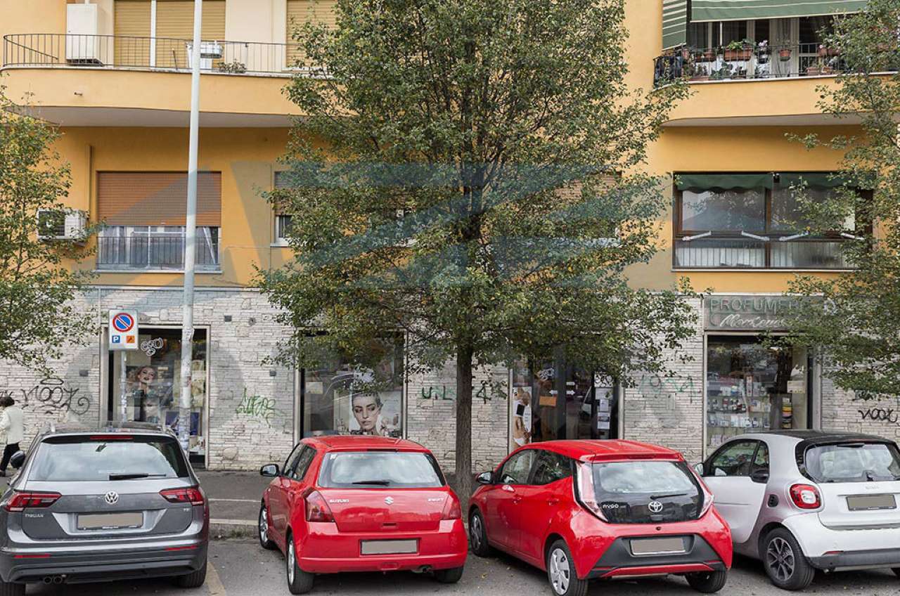 Negozio - Loc.Com. ROMA vendita  GIANICOLENSE (XV MUN.) Madonna della Salette STUDIO IMMOBILIARE CORONARI SRL