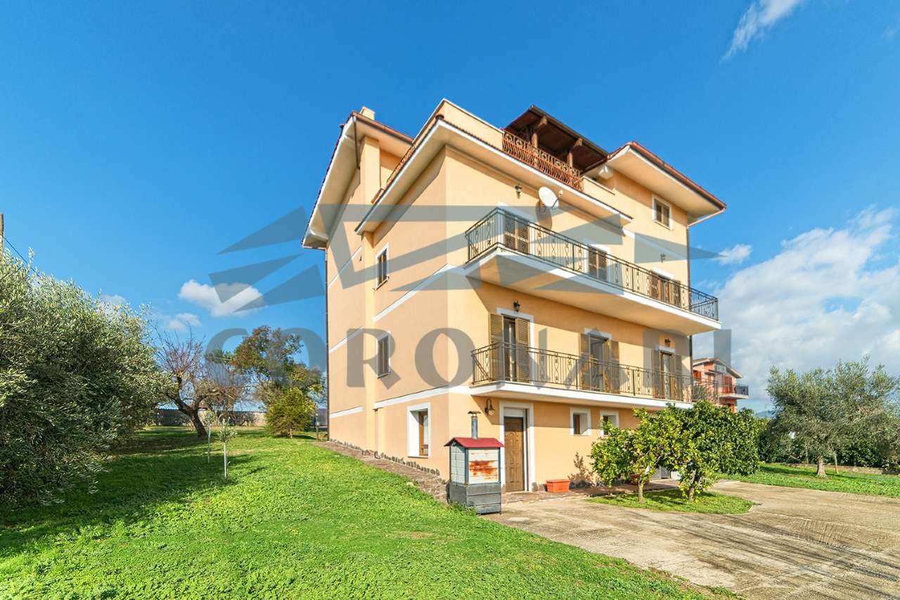  ardea vendita quart:  studio immobiliare coronari srl