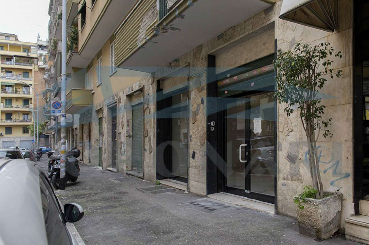 Negozio - Loc.Com. ROMA affitto  PRENESTINO - CENTOCELLE  Capitan Ottobono STUDIO IMMOBILIARE CORONARI SRL