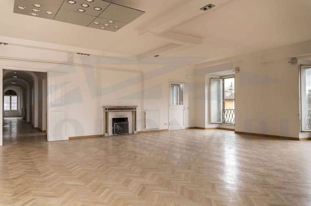  roma affitto quart: centro storico studio-immobiliare-coronari-srl